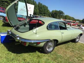 Jaguar E-Type photo