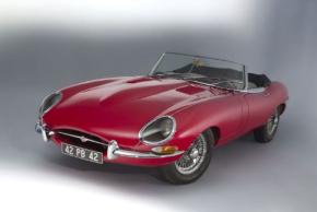 Jaguar E-Type photo