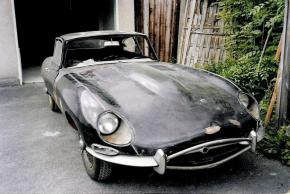 Jaguar E-Type photo