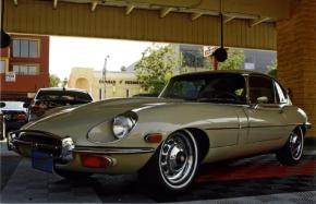 Jaguar E-Type photo