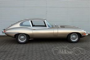 Jaguar E-Type photo