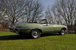 Jaguar E-Type photo