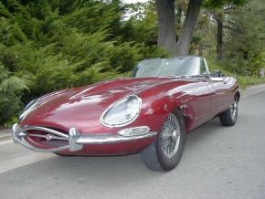 Jaguar E-Type photo