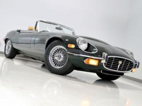 Jaguar E-Type photo