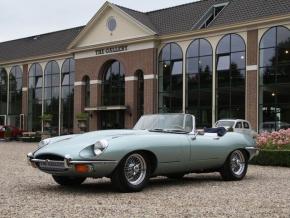 Jaguar E-Type photo