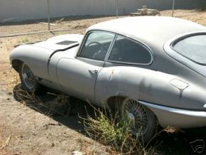 Jaguar E-Type photo