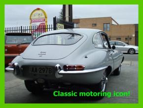 Jaguar E-Type photo