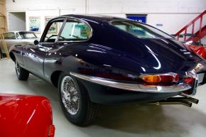 Jaguar E-Type photo