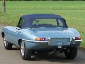 Jaguar E-Type photo