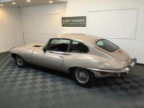 Jaguar E-Type photo