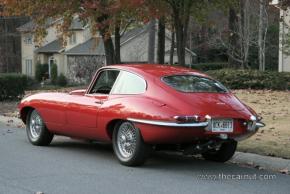 Jaguar E-Type photo