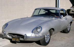 Jaguar E-Type photo