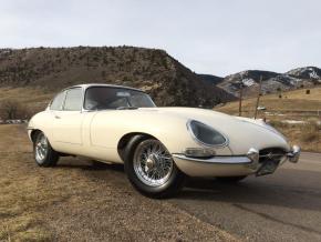 Jaguar E-Type photo