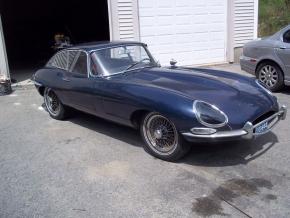 Jaguar E-Type photo