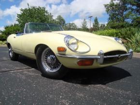 Jaguar E-Type photo