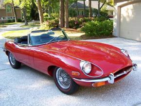 Jaguar E-Type photo