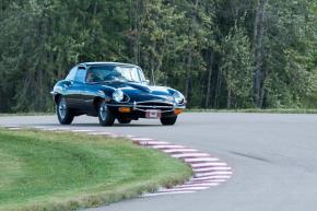 Jaguar E-Type photo