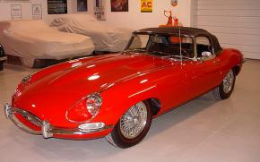 Jaguar E-Type photo