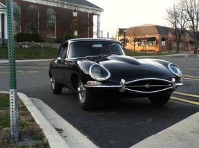 Jaguar E-Type photo