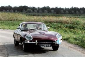 Jaguar E-Type photo