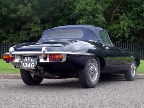 Jaguar E-Type photo