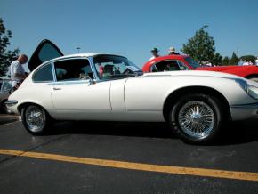 Jaguar E-Type photo