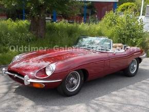 Jaguar E-Type photo