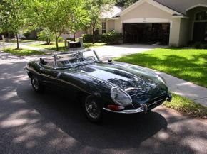 Jaguar E-Type photo