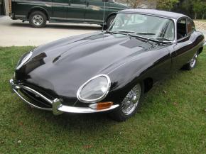 Jaguar E-Type photo