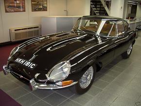 Jaguar E-Type photo