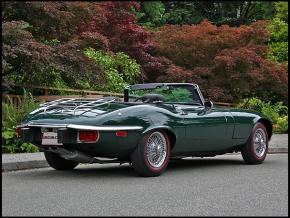 Jaguar E-Type photo