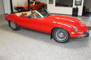 Jaguar E-Type photo