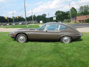 Jaguar E-Type photo