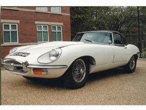 Jaguar E-Type photo