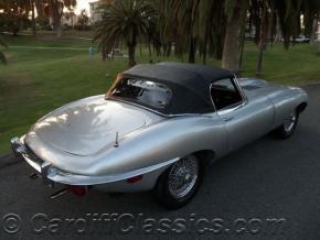 Jaguar E-Type photo