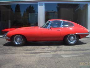 Jaguar E-Type photo