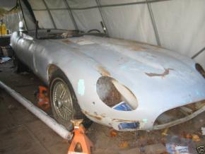 Jaguar E-Type photo