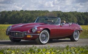 Jaguar E-Type photo