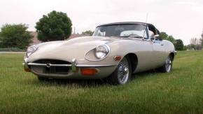 Jaguar E-Type photo