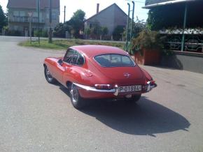 Jaguar E-Type photo