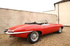 Jaguar E-Type photo