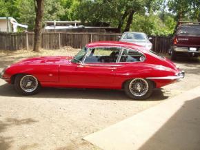 Jaguar E-Type photo