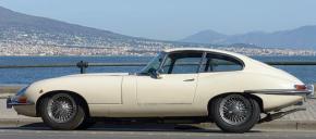 Jaguar E-Type photo