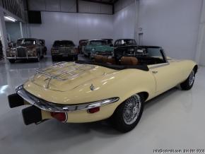 Jaguar E-Type photo