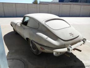 Jaguar E-Type photo