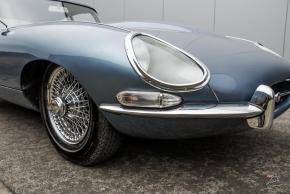 Jaguar E-Type photo