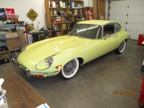 Jaguar E-Type photo