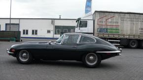 Jaguar E-Type photo