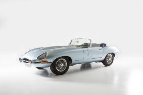 Jaguar E-Type photo