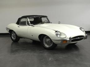 Jaguar E-Type photo